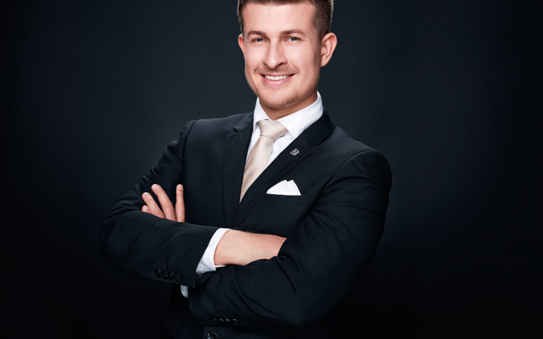 Headshot, business portrét, nebo firemní fotka? Průvodce pro podnikatele, kteří se v&nbsp;termínech ztrácejí